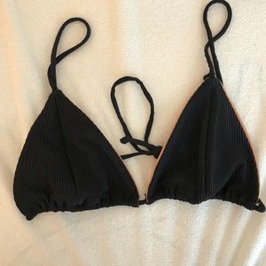SIE black bikini top